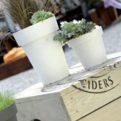 WellHome Pack 2 Macetas Plástico LOFLY Gris - 24,5x24,5x22,5 Cm -Jardín Series Tienda 962524cd88fce738